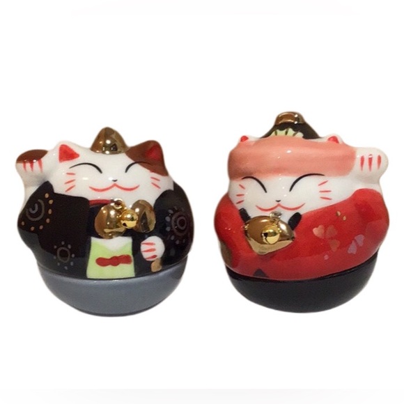 Vintage Japanese Lucky Cats Weighted Roly Poly Fortune Cat Figurines, Set of 2 - Picture 8 of 8